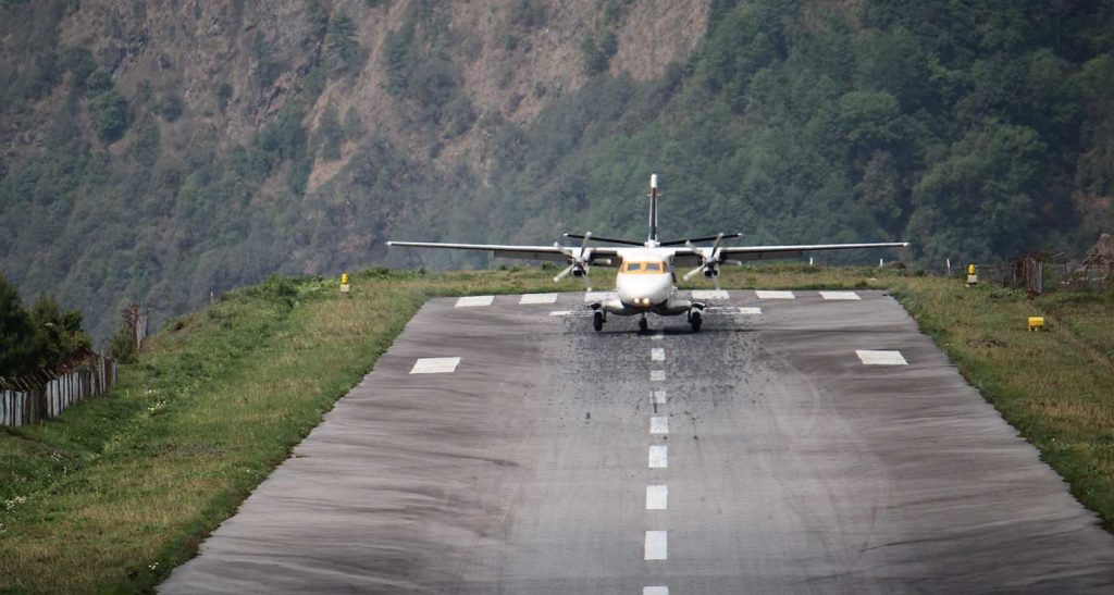 lukla runway plane for everest trek package